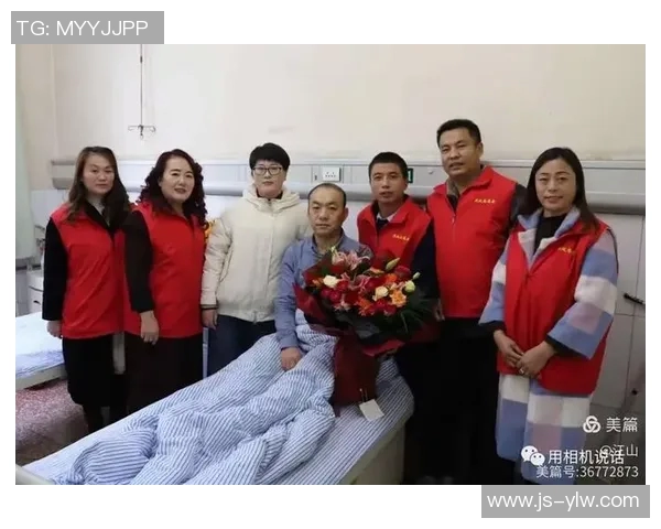 足球明星展现人性光辉的感人善举与公益行动案例分析