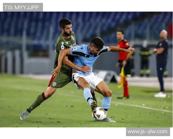 篮球皇马与巴萨的巅峰对决谁能在经典战役中笑到最后